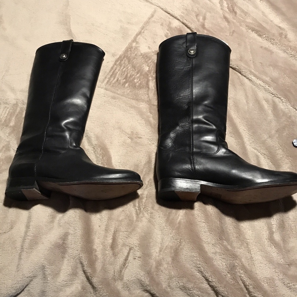 Frye “Mellissa Button” leather tall black boots - Picture 4 of 4